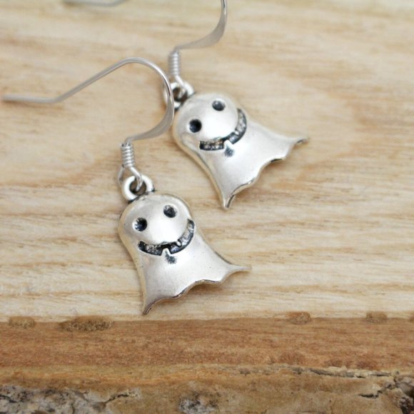 Ghost Halloween Charm Earrings - Picture 4 of 7